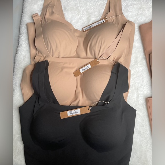 -SALE-SKIMS Naked Plunge/ Scoop Neck/ Bra Tank Wireless Bra: Large DD, 4x NWT - Picture 8 of 8